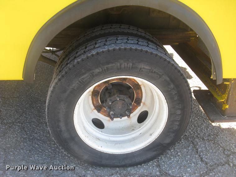 image for item DC2346 2008 GMC C5500 bucket truck