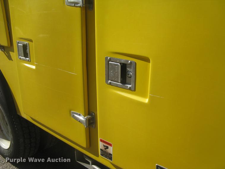 image for item DC2346 2008 GMC C5500 bucket truck