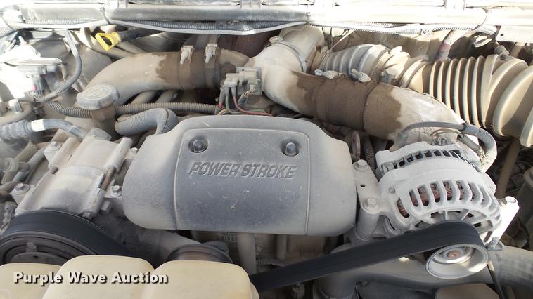 image for item DC5686 2002 Ford F350  XL Super Duty dump bed pickup truck