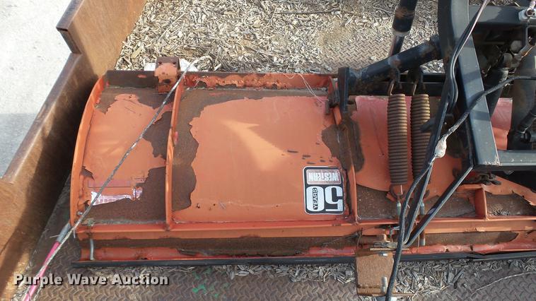 image for item DC5686 2002 Ford F350  XL Super Duty dump bed pickup truck