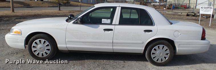 image for item DC5687 2008 Ford Crown Victoria Police Interceptor