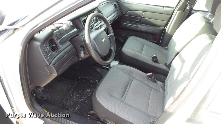 image for item DC5687 2008 Ford Crown Victoria Police Interceptor