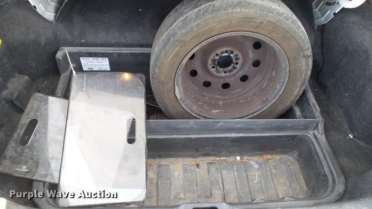 image for item DC5687 2008 Ford Crown Victoria Police Interceptor