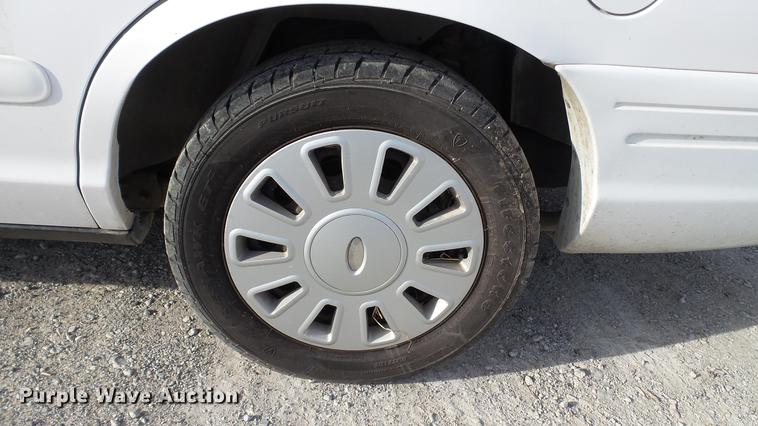 image for item DC5687 2008 Ford Crown Victoria Police Interceptor