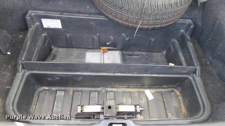 image for item DC5688 2007 Ford Crown Victoria Police Interceptor