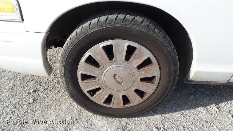 image for item DC5688 2007 Ford Crown Victoria Police Interceptor