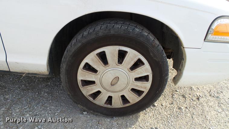 image for item DC5688 2007 Ford Crown Victoria Police Interceptor