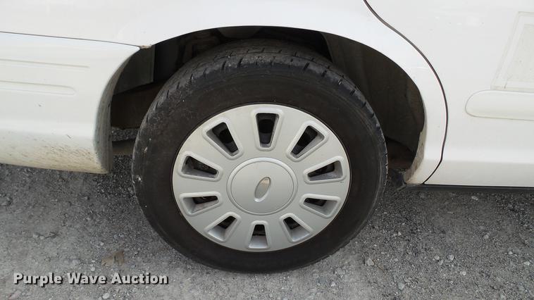 image for item DC5688 2007 Ford Crown Victoria Police Interceptor