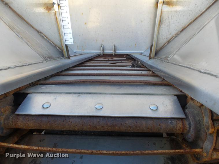 image for item DC7426 2001 International 4900 Crew Cab dump truck