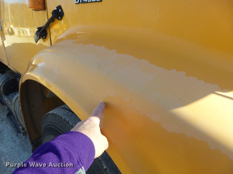 image for item DC7426 2001 International 4900 Crew Cab dump truck