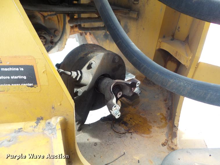 image for item DC7427 2003 John Deere 624H wheel loader