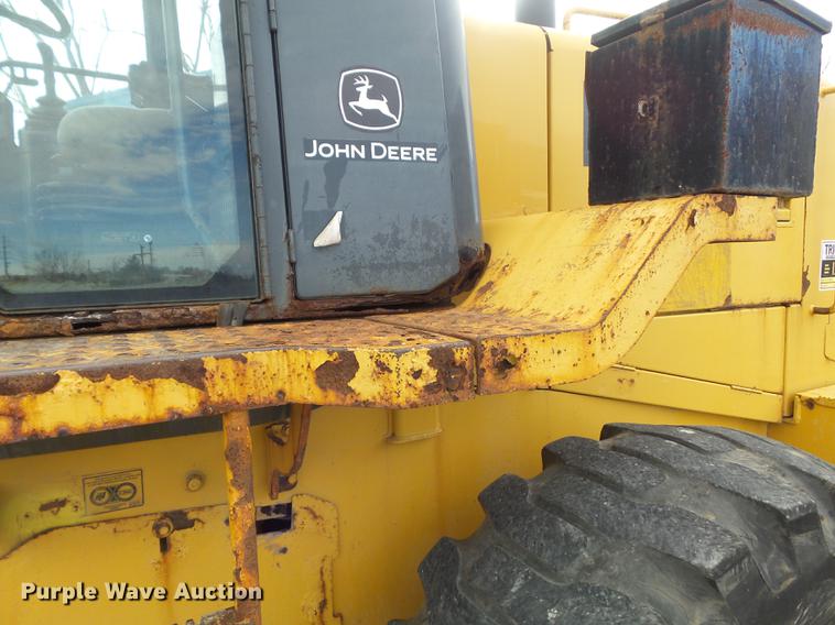 image for item DC7427 2003 John Deere 624H wheel loader