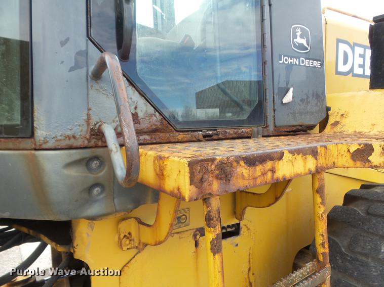 image for item DC7427 2003 John Deere 624H wheel loader