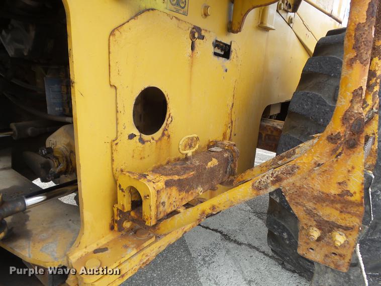 image for item DC7427 2003 John Deere 624H wheel loader