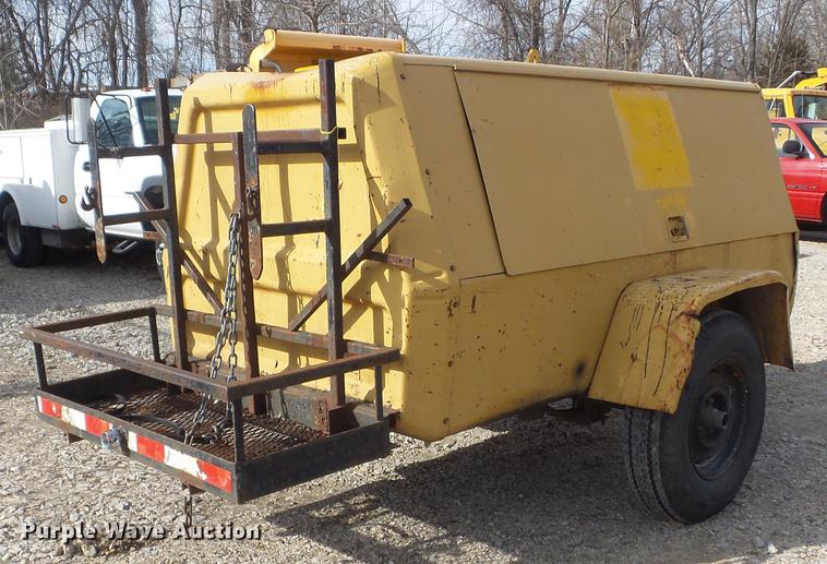 image for item DC7428 1984 Ingersoll Rand air compressor