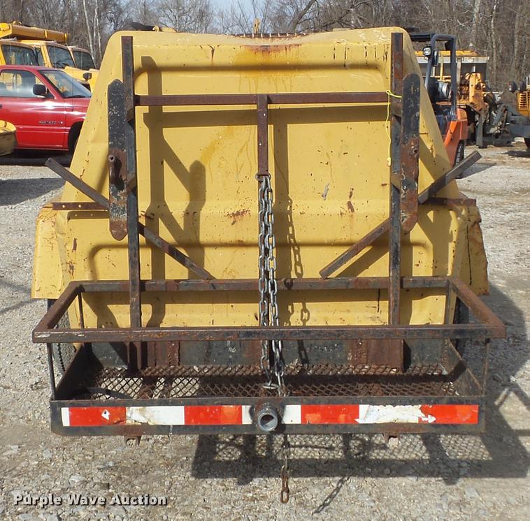 image for item DC7428 1984 Ingersoll Rand air compressor