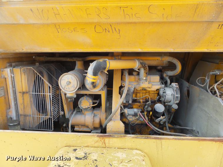 image for item DC7428 1984 Ingersoll Rand air compressor