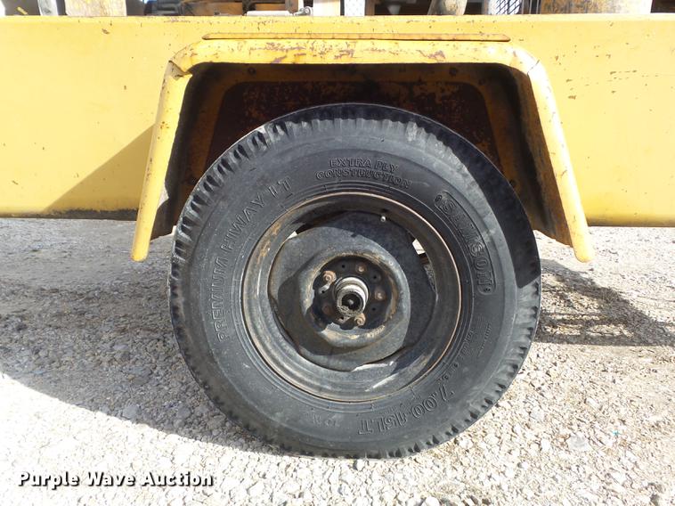 image for item DC7428 1984 Ingersoll Rand air compressor