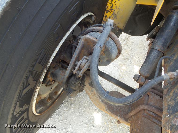 image for item DC7430 2000 International 4900 dump truck