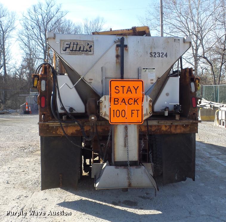 image for item DC7432 2000 International 4900 dump truck