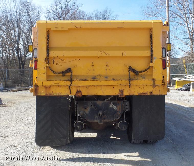 image for item DC7434 2002 International F2554 dump truck