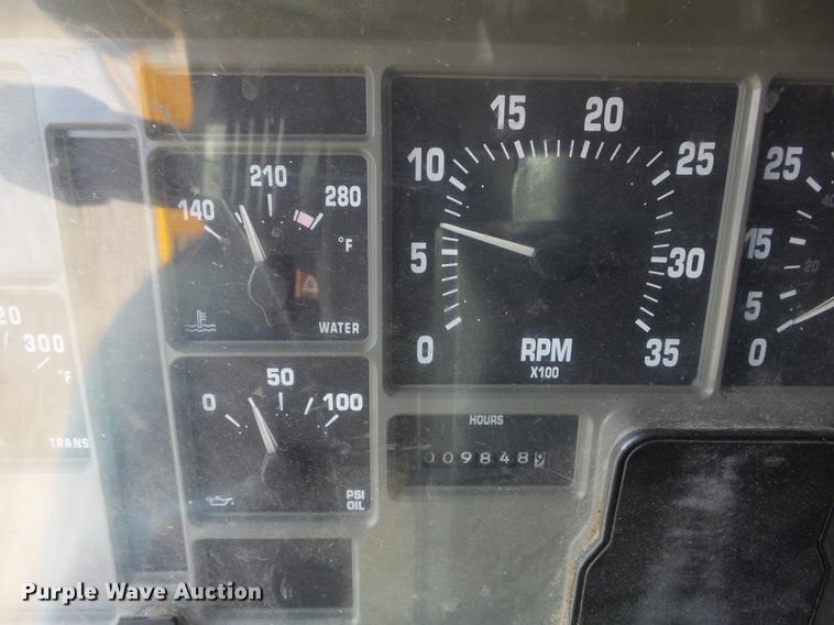 image for item DC7434 2002 International F2554 dump truck