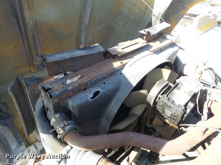 image for item DC7434 2002 International F2554 dump truck