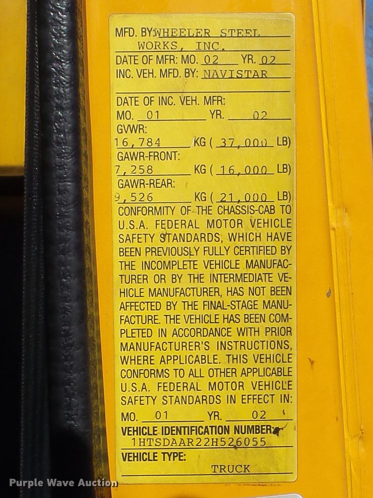 image for item DC7435 2002 International 4900 dump truck