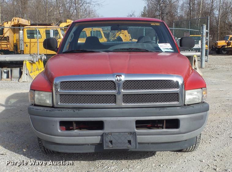 image for item DC7436 1999 Dodge Ram 1500 pickup truck