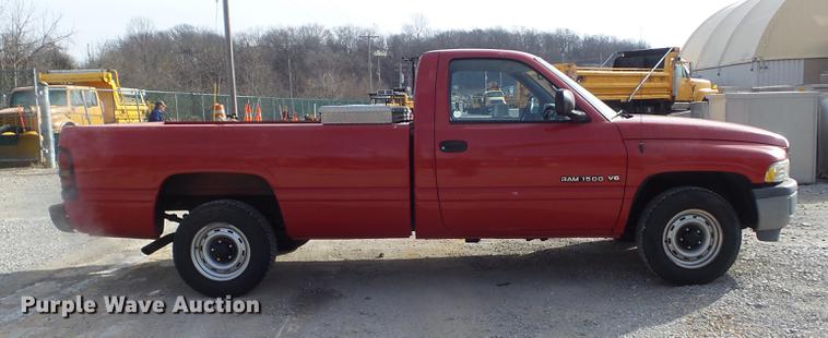 image for item DC7436 1999 Dodge Ram 1500 pickup truck