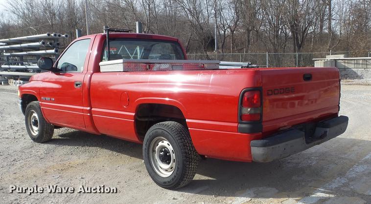image for item DC7436 1999 Dodge Ram 1500 pickup truck