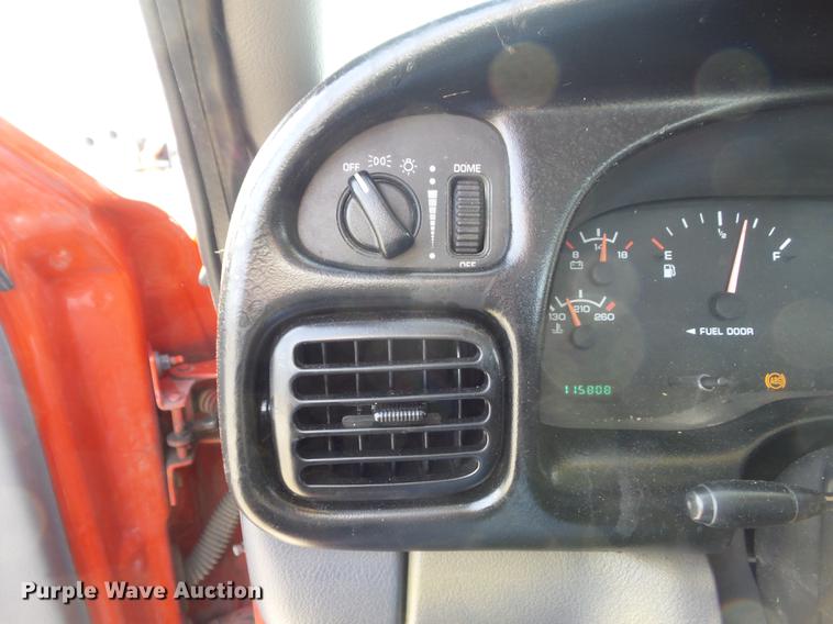 image for item DC7436 1999 Dodge Ram 1500 pickup truck