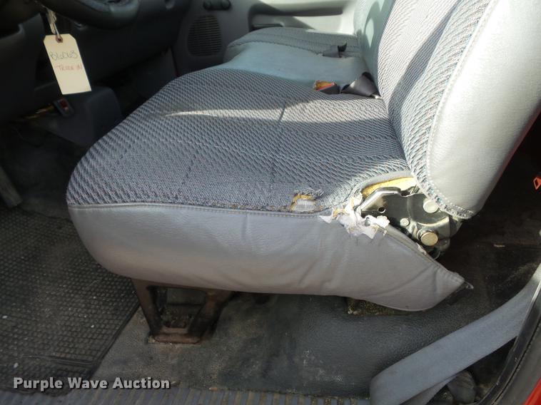 image for item DC7436 1999 Dodge Ram 1500 pickup truck