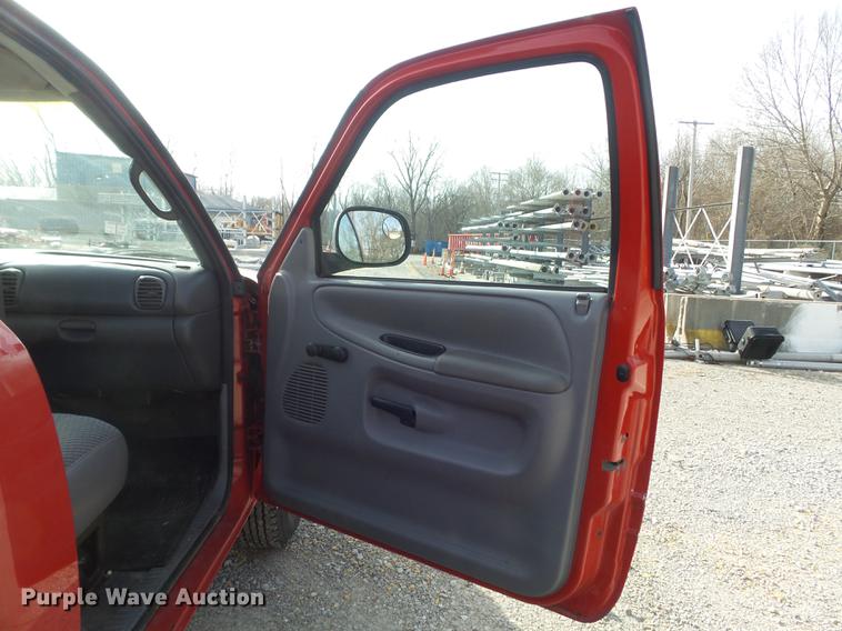 image for item DC7436 1999 Dodge Ram 1500 pickup truck