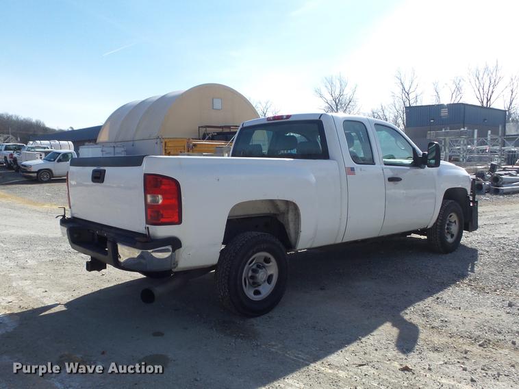 image for item DC7439 2008 Chevrolet Silverado 2500HD Ext. Cab pickup truck