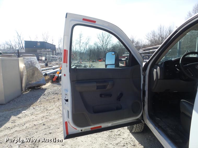image for item DC7439 2008 Chevrolet Silverado 2500HD Ext. Cab pickup truck