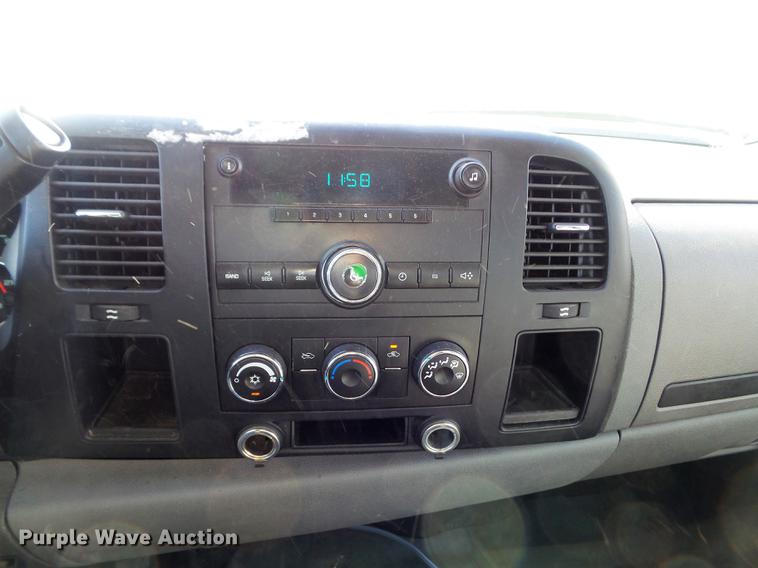 image for item DC7439 2008 Chevrolet Silverado 2500HD Ext. Cab pickup truck