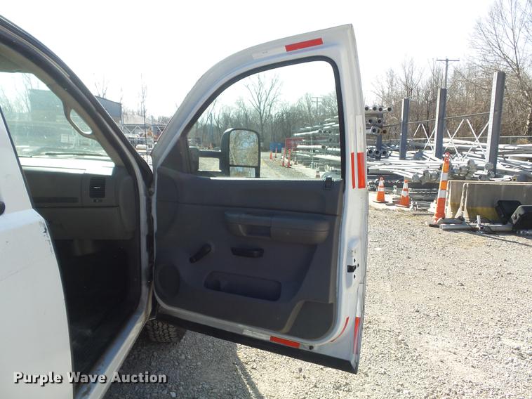 image for item DC7439 2008 Chevrolet Silverado 2500HD Ext. Cab pickup truck