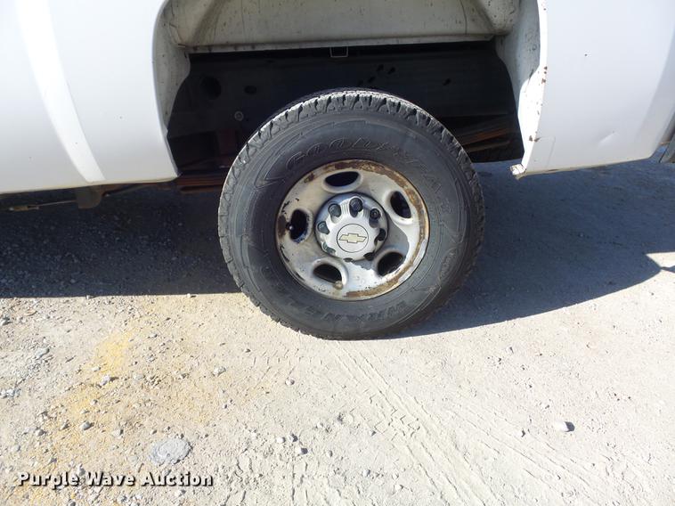image for item DC7439 2008 Chevrolet Silverado 2500HD Ext. Cab pickup truck
