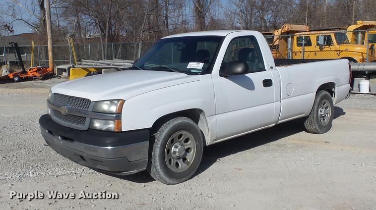 image for item DC7440 2005 Chevrolet Silverado 1500 pickup truck