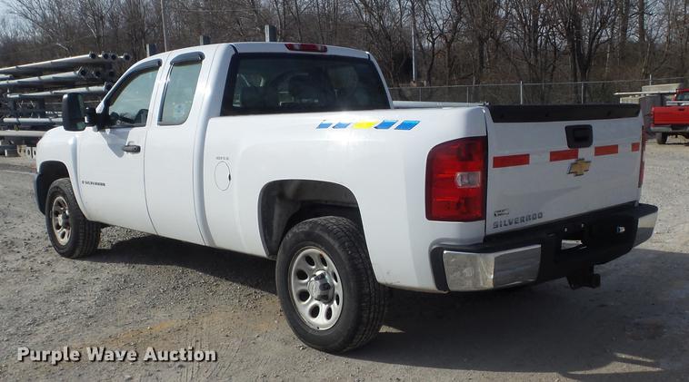 image for item DC7441 2007 Chevrolet Silverado 1500 Ext. Cab pickup truck