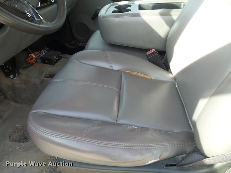 image for item DC7441 2007 Chevrolet Silverado 1500 Ext. Cab pickup truck