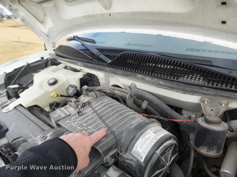 image for item DC7444 2003 Chevrolet Express 3500 van