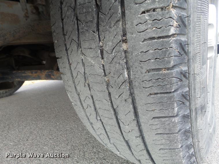 image for item DC7444 2003 Chevrolet Express 3500 van