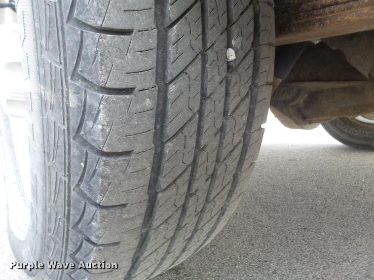 image for item DC7444 2003 Chevrolet Express 3500 van