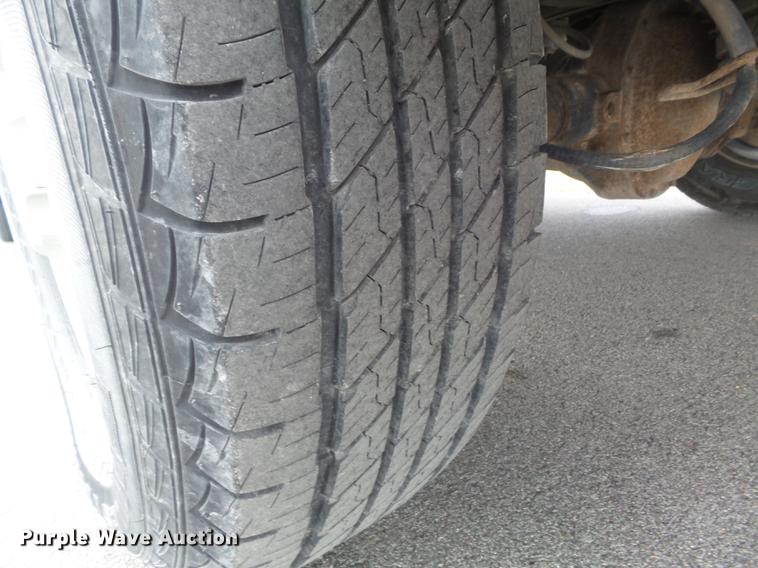 image for item DC7444 2003 Chevrolet Express 3500 van