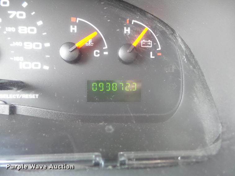 image for item DC7445 2006 Ford E350 Super Duty van