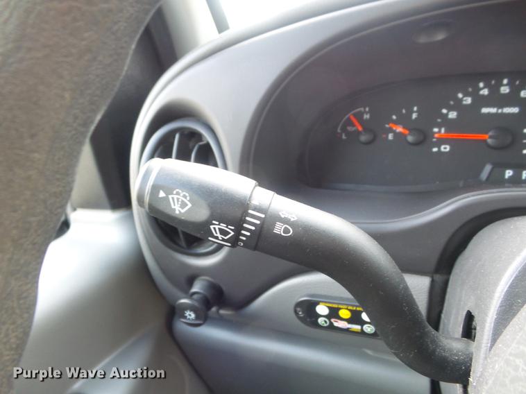 image for item DC7445 2006 Ford E350 Super Duty van