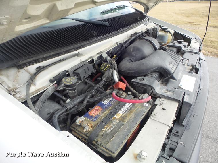 image for item DC7445 2006 Ford E350 Super Duty van