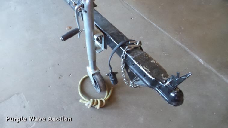 image for item EF9379 2000 Landau 175 boat